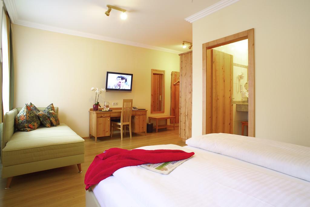 Hotel & Restaurant Ragginger Attersee Nussdorf am Attersee Quarto foto